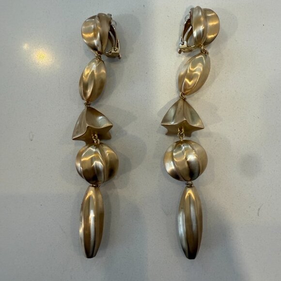 NWT Cult Gaia Illene Clip On Earrings Gold Drop in Brushed Brass - Picture 3 of 7
